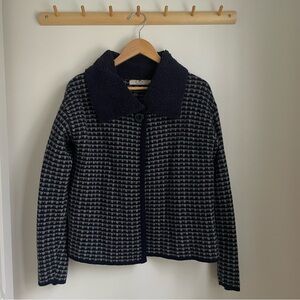 Stylish Navy and White Cardigan